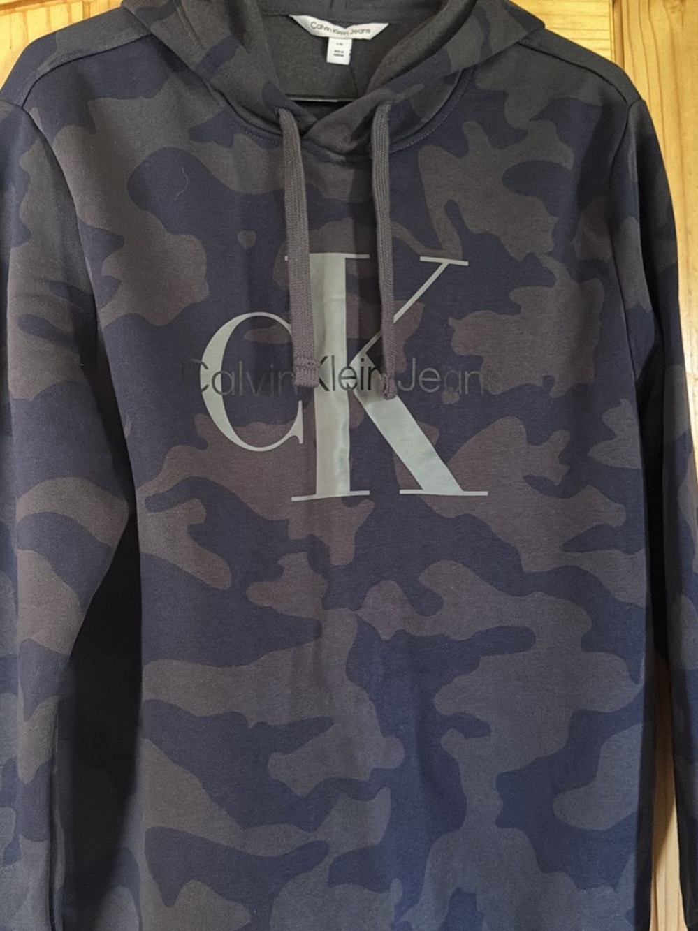 Calvin Klein Jeans Men’s Navy & Gray Camo Zip-Up Hoodie